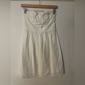 American Eagle White Eyelet Strapless Dress. Size 2.